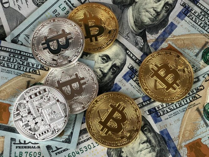 Embracing Crypto for Online Payments: Uncovering the Benefits of Digital Currencies
